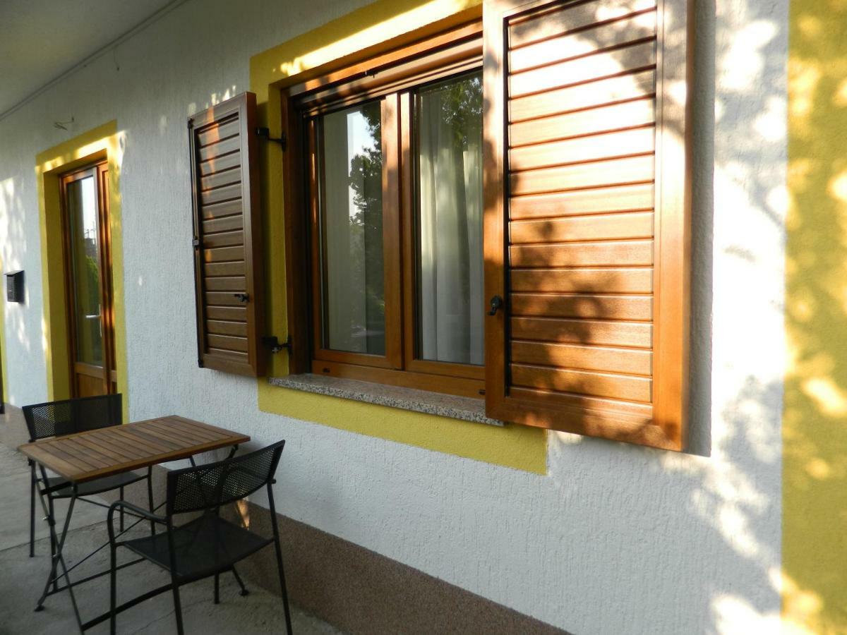 Apartments M&B Sveti Juraj Exterior photo